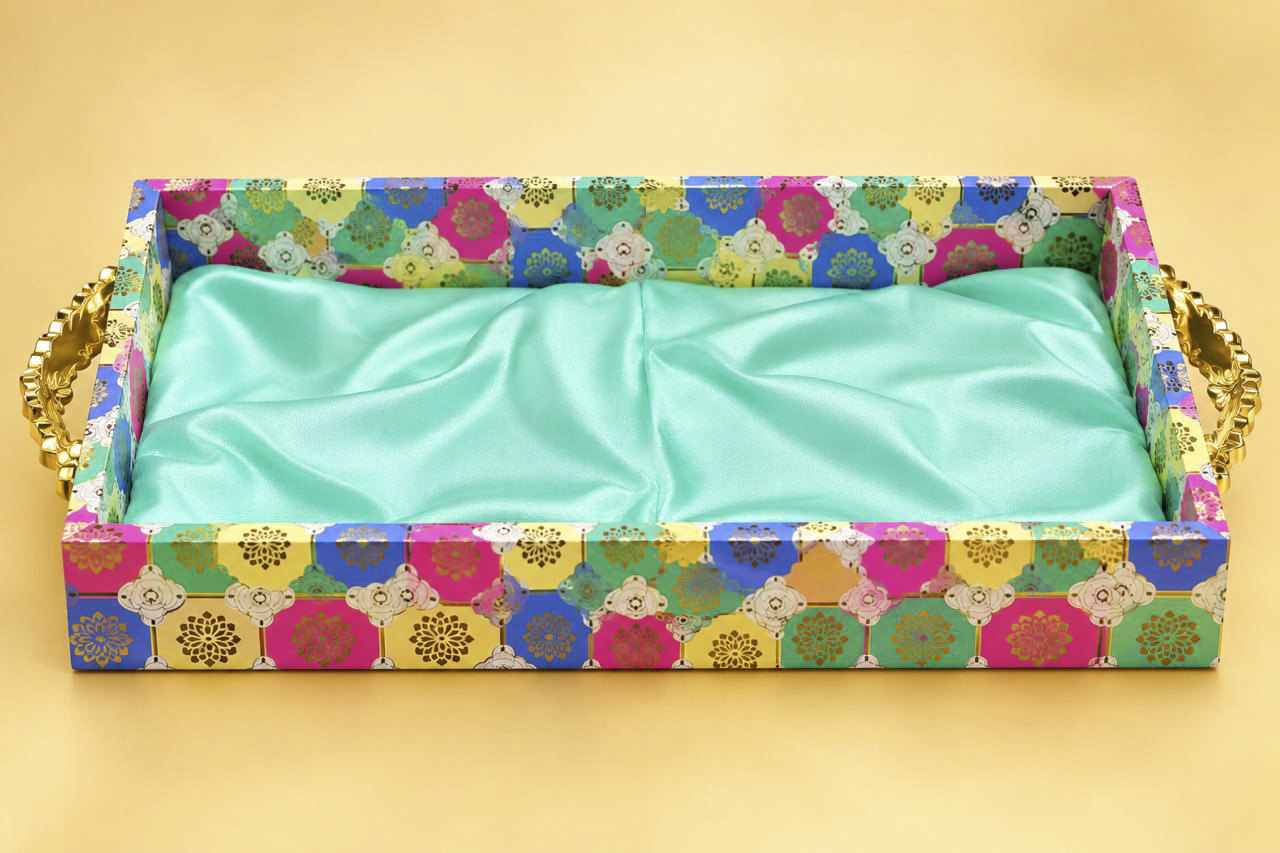 MULTICOLOUR TRAY WITH FANCY HANDLE
